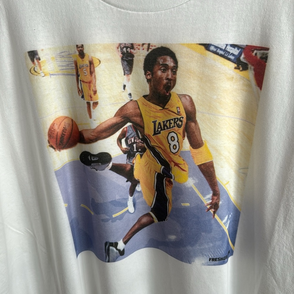 Gildan - Heavy Cotton - White Shirt - w/ NBA Player print sz XXL - Picture 2 of 6